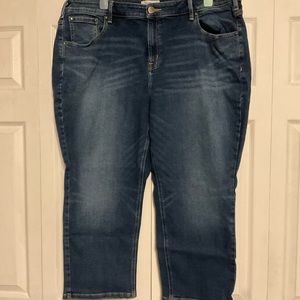 High rise essential stretch crop lane Bryant 24R